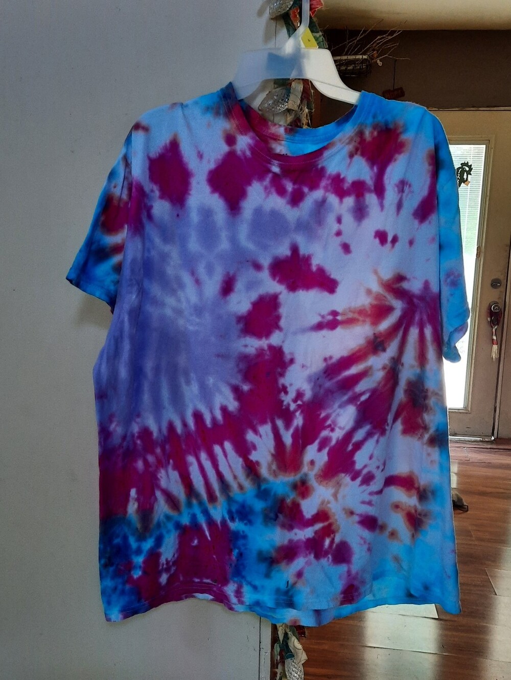 Four tie die shirts.Sonoma X3 and Hanes Mens